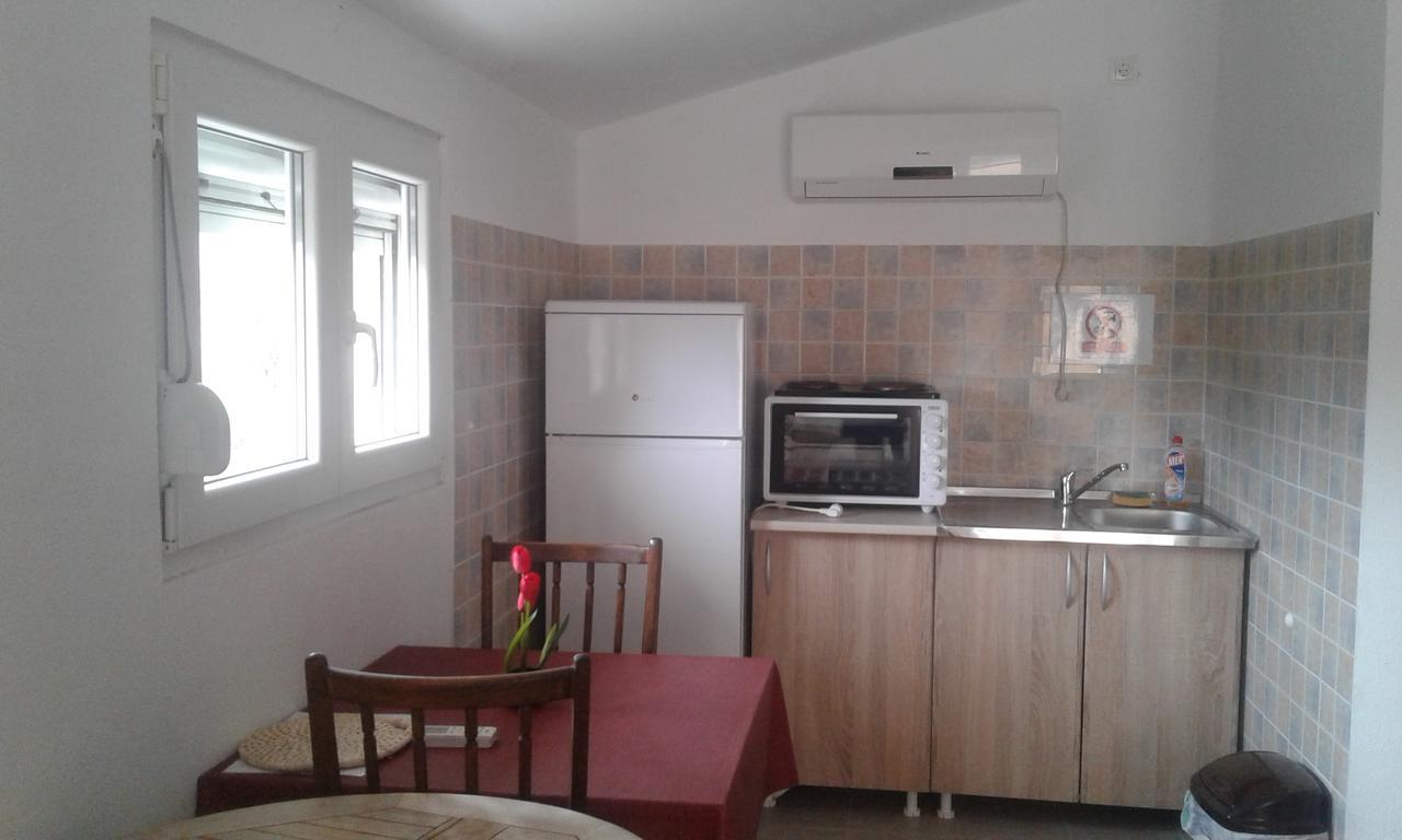 Danijela Apartmani Čanj Exterior foto